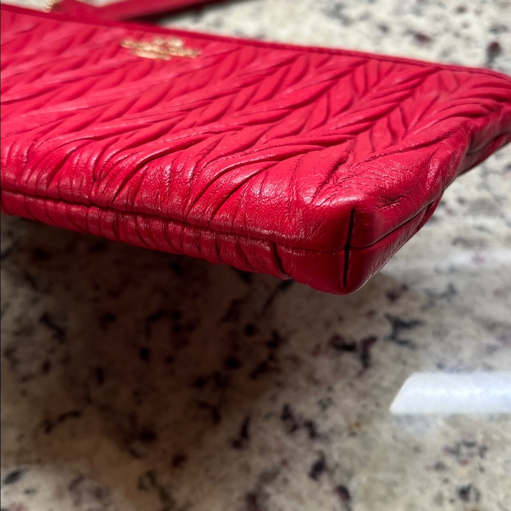 Coach Collette Gathered Leather Red Clutch EUC - Picture 14 of 15